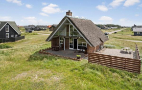 Cozy Home In Harboøre With Wifi